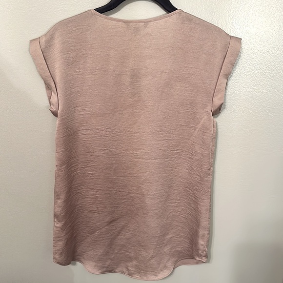 Champagne v neck blouse shirt, cap sleeves. NEW WITH TAGS - Picture 2 of 5